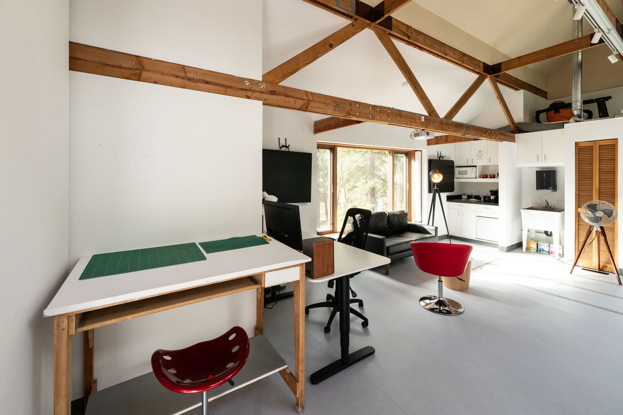 Desk in Gerin-Lajoie Studio