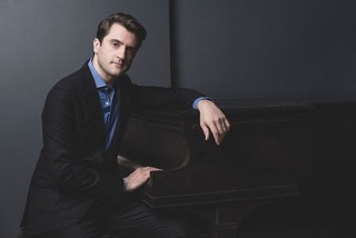 Headshot of David Kaplan