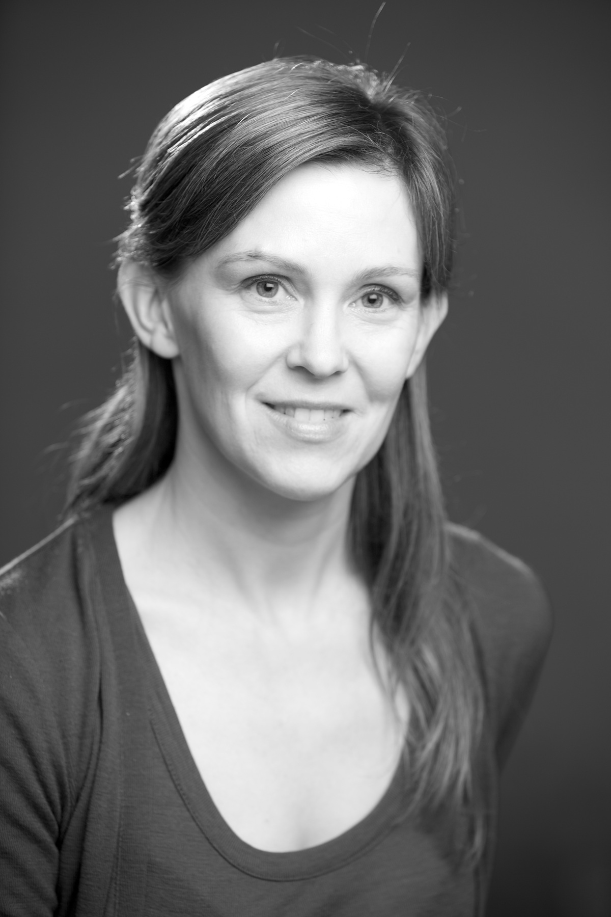 Headshot of Harriet Oxley