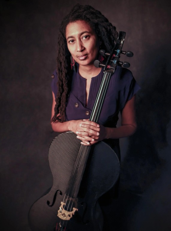 Headshot of Tomeka Reid