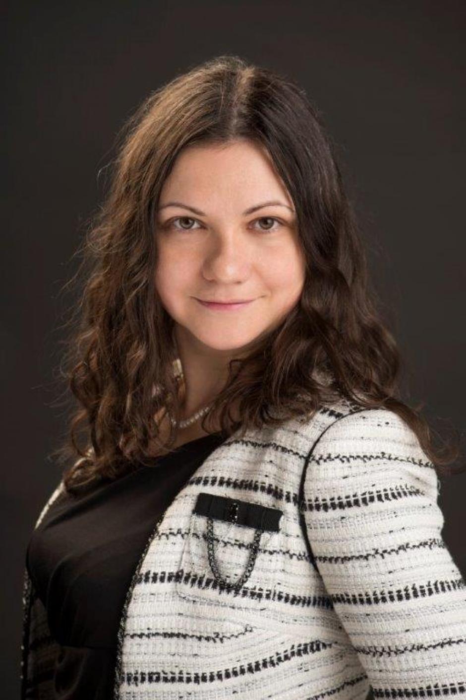 Portrait of Banff Centre Foundation member Delia Cristea. 
