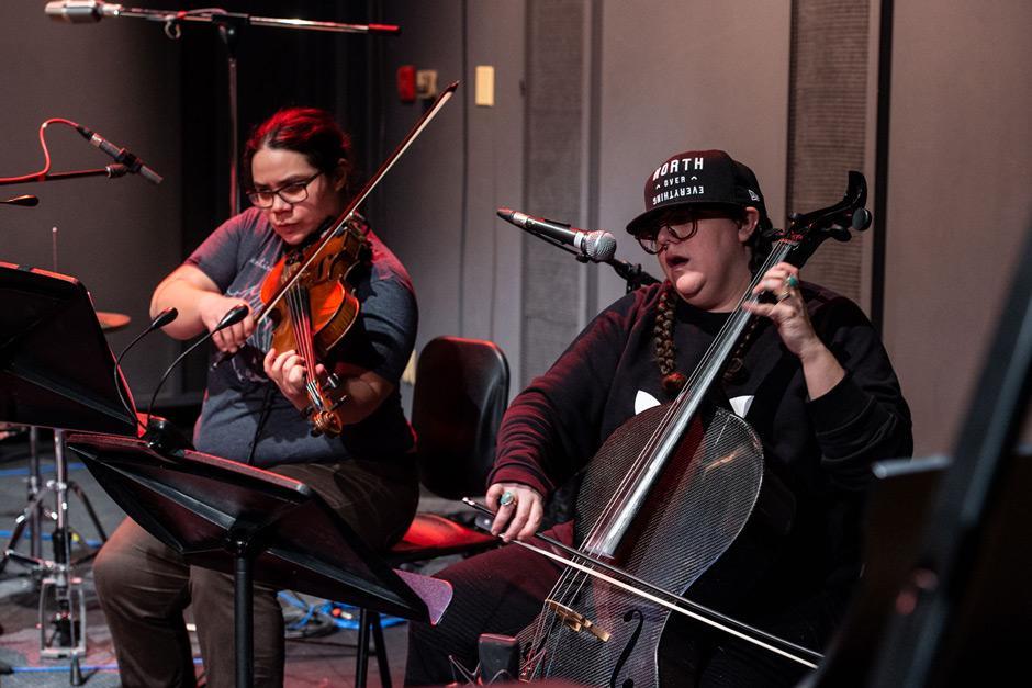 Melody McKiver, violist/percussionist/composer; Cris Derksen, composer/cellist,  Canadian Indigenous Classical Music Gathering, 2019. Photo by Jessica Wittman.