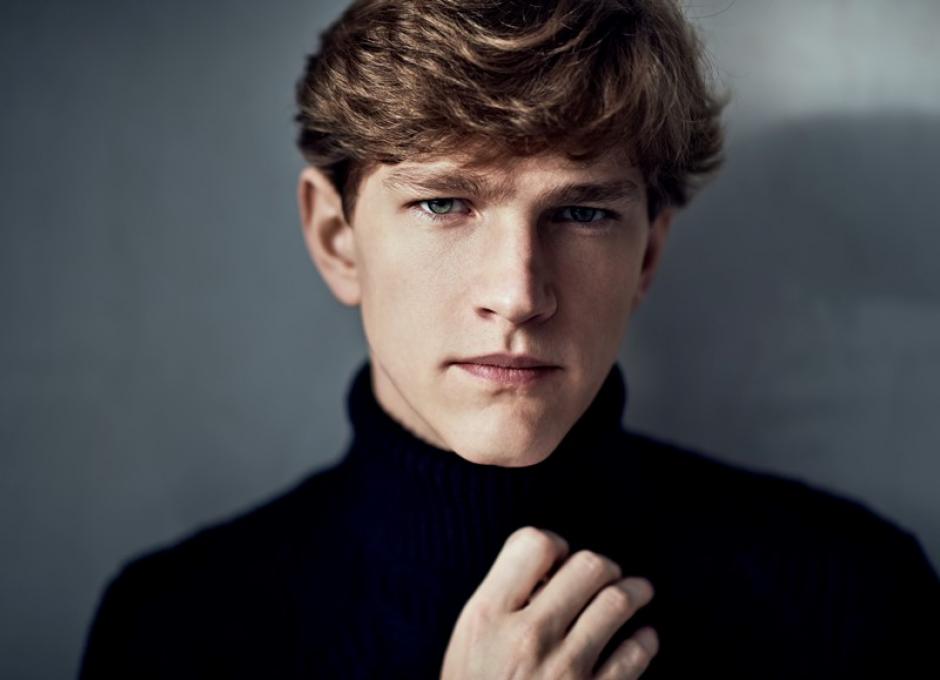 Jan Lisiecki, Deutsche Grammophon, Photo by Christoph Kostlin