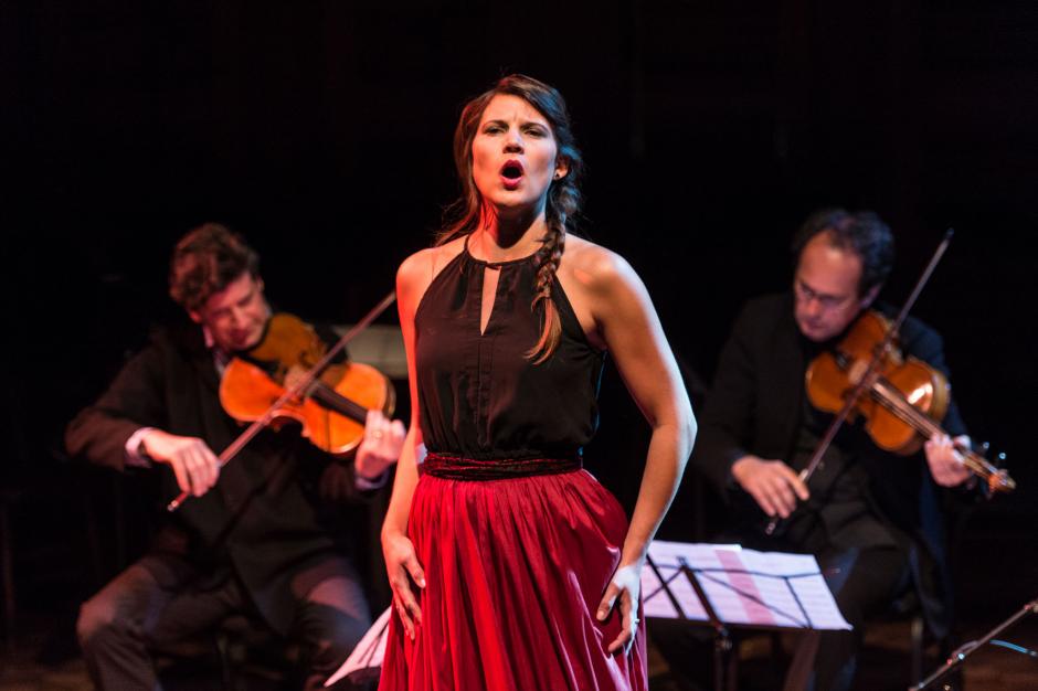 Shantelle Przybylo with musicians (L to R) Barry Shiffman and Miguel da Silva, Music for a Summer Evening, Banff Centre, 2015. Photo By Rita Taylor.