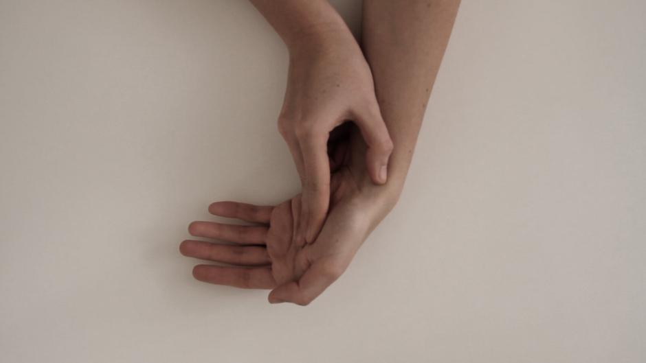 Emily Shanahan, still from “One Hundred Gestures from One Hundred Watch Advertisements (1901-2000)” (2013). Courtesy the artist. Emily Shanahan, still from “One Hundred Gestures from One Hundred Watch Advertisements (1901-2000)” (2013). Courtesy the artist.