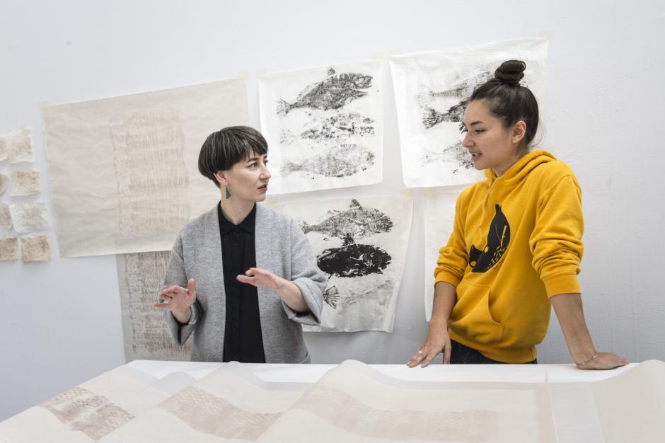 Curator Nicole Burisch in studio visit with Alexa Hatanaka during Craft as Contemporary Art program. Photo by: Don Lee. 