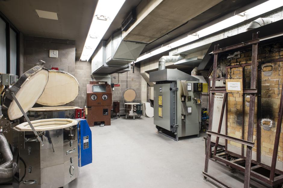 Electric kilns and sand blaster in the ceramic faciltiies