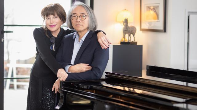  Tema Blackstone, Hung Kuan Chen piano