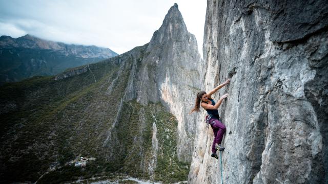 Bronwyn Hodgins © Savannah Cummins. Location Mexico.