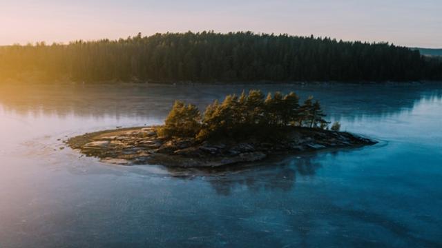 Image from the film A Nordic Skater