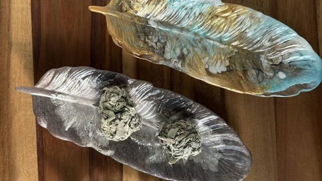 Resin smudge bowls