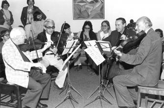 Zoltan Szekely, Lorand Fenyves, violins; Gabor Magyar, cello; Georges Janzer, viola