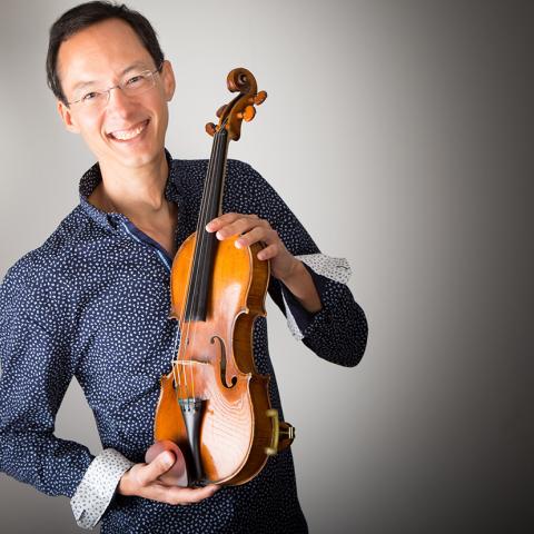 Robert Uchida