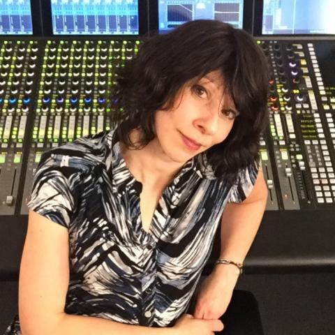 Headshot of Mary Mazurek