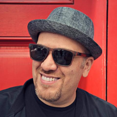 Robi Botos