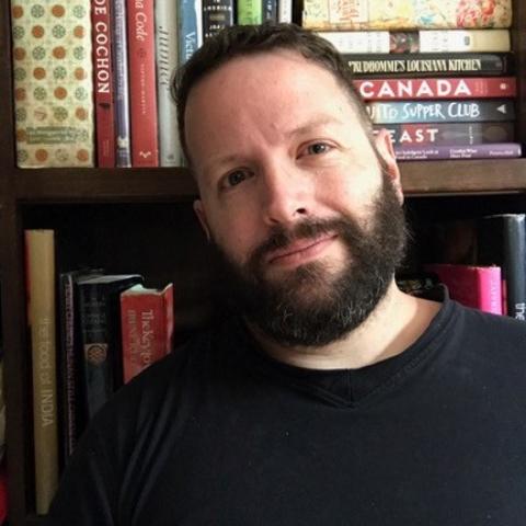 Headshot of Simon Thibault