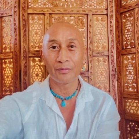 Headshot of Taane Mete