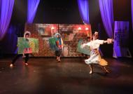 Theatre scene 