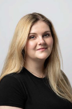 Headshot of Tonya Godee